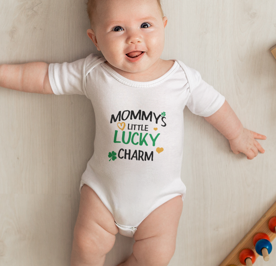Mommy's Little Lucky Charm – St Patricks Bodysuit